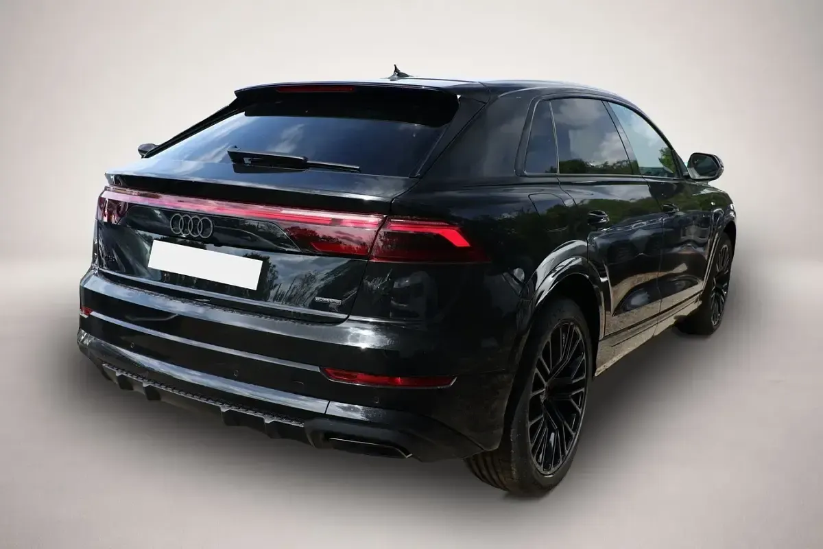 Neu Audi Q8 Design 286 PS (210 kW) 2026 Schwarz SUV