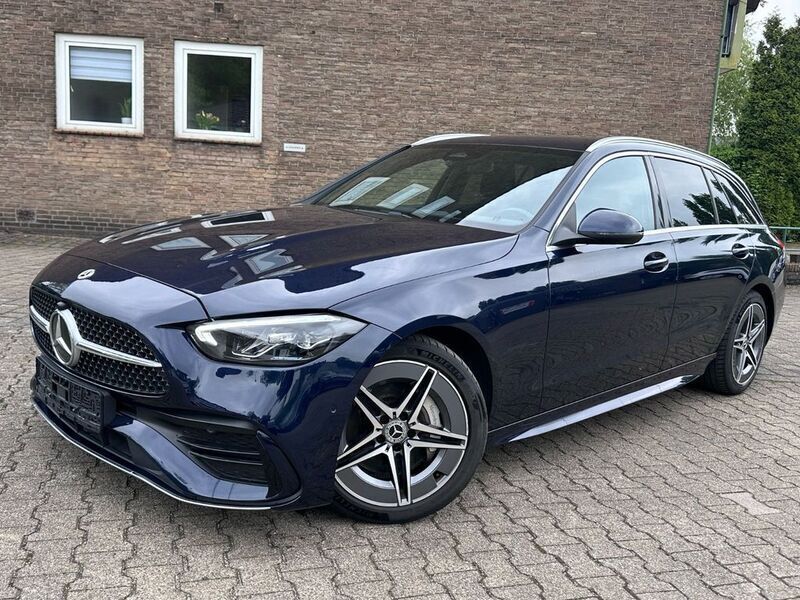 Blau Gebraucht 2022 Mercedes C220 AMG line Limousine | 29.800 € (Superpreis) - Bild 1/4