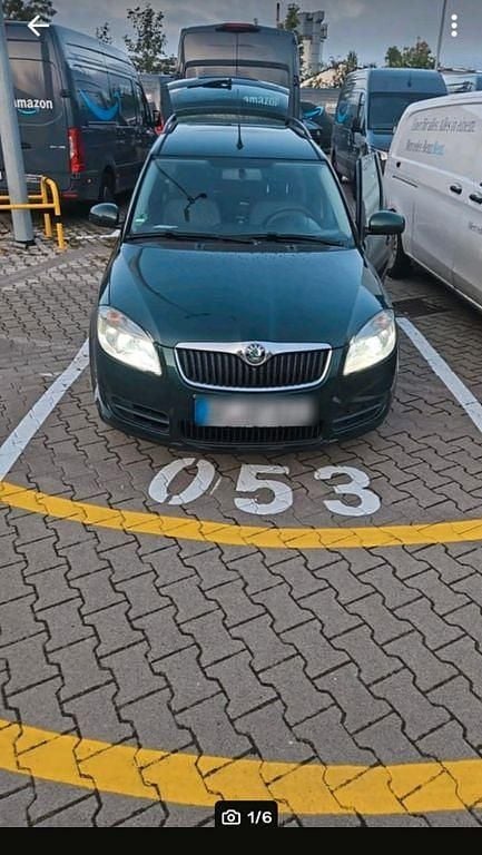 Grün Gebraucht 2009 Skoda Roomster Kombi | 1.699 € (Guter Preis) - Bild 1/4