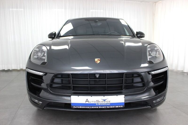 Gebraucht Porsche Macan Turbo Performance Package 441 PS (324 kW) 2017 Vulkangrau perleffekt (metallic) SUV