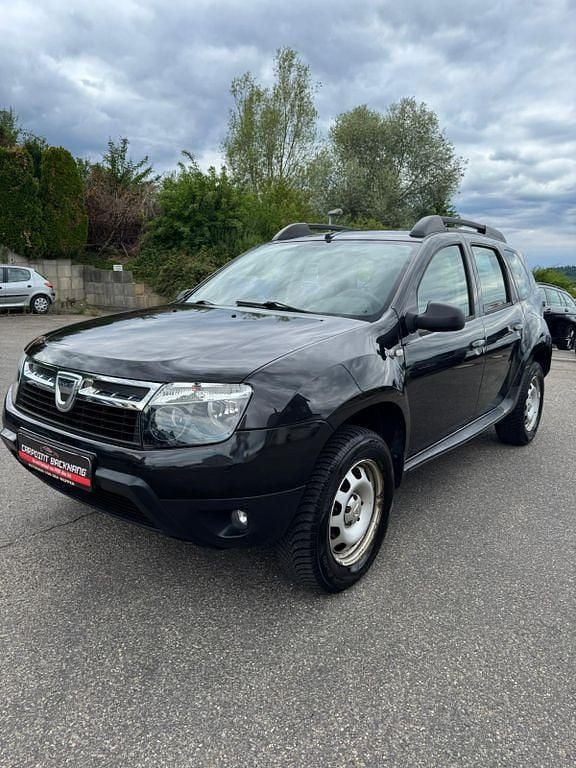 Schwarz Gebraucht 2013 Dacia Duster Lauréate SUV | 6.890 € (Fairer Preis) - Bild 1/4