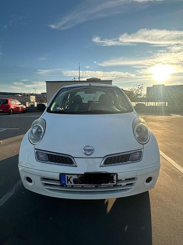 Weiß Gebraucht 2009 Nissan Micra Kleinwagen | 1.500 € - Bild 1/4