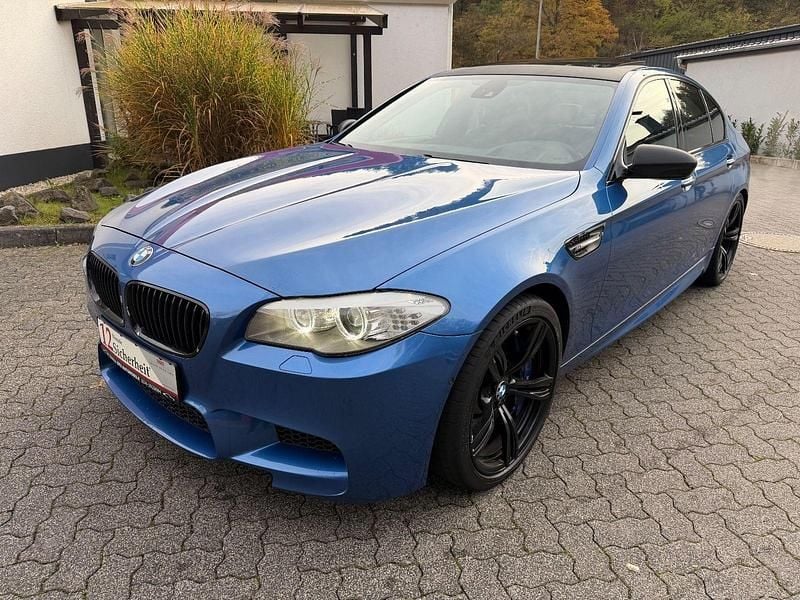 Gebraucht BMW M5 Shadowline 560 PS (411 kW) 2013 Blau Limousine