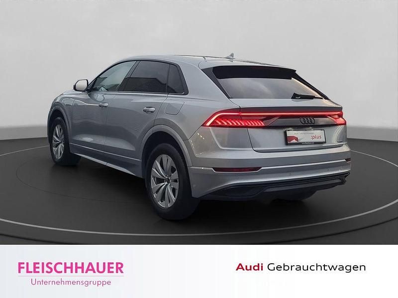 Gebraucht Audi Q8 381 PS (280 kW) 2022 Silber SUV