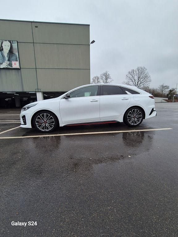 Gebraucht Kia ProCeed GT 204 PS (150 kW) 2019 Weiß Kombi