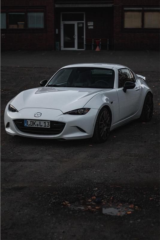 Weiß Gebraucht 2017 Mazda MX5 Cabrio | 18.399 € (Guter Preis) - Bild 1/4