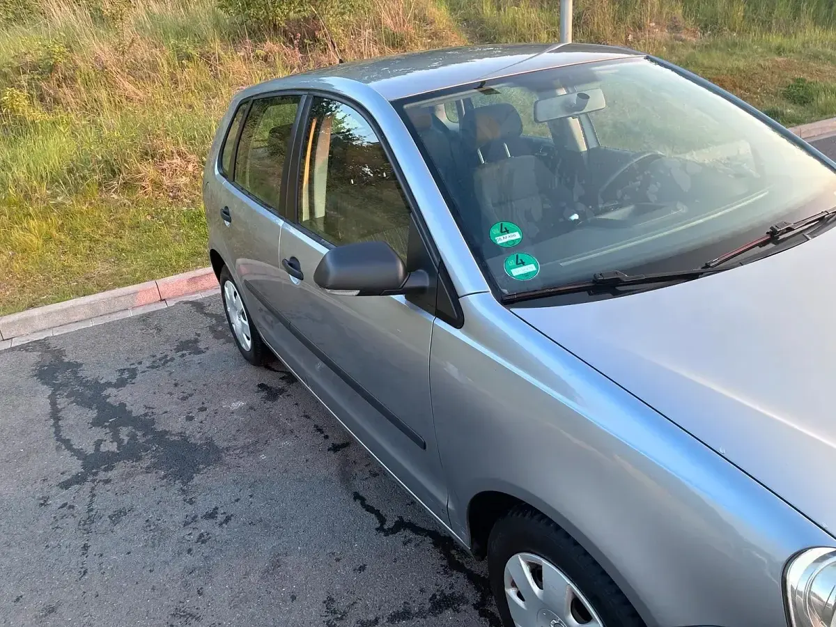 Gebraucht VW Polo 65 PS (47 kW) 2005 Grau Kleinwagen