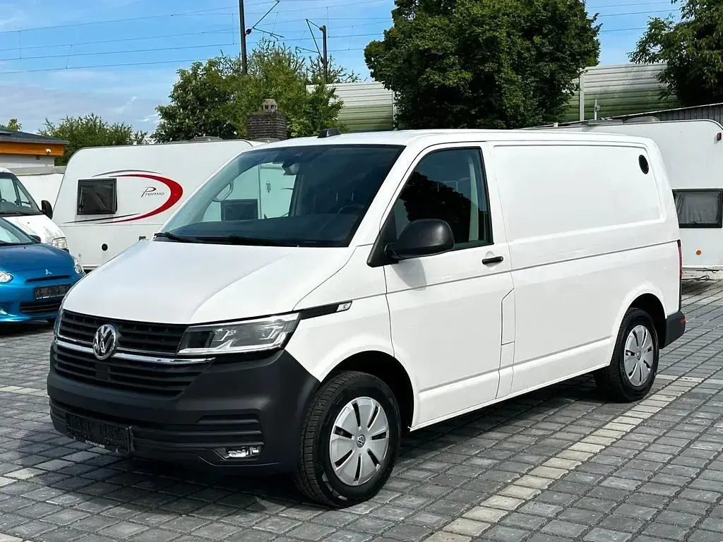 Gebraucht VW Transporter 150 PS (110 kW) 2022 Candyweiss Van