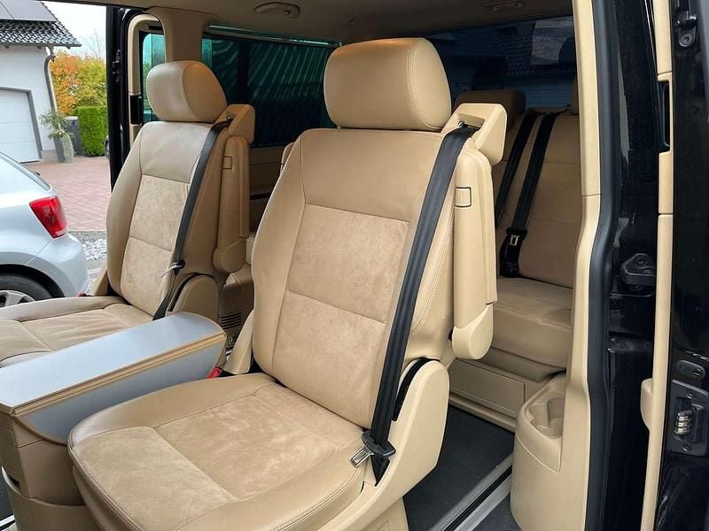 Schwarz Gebraucht 2008 VW T5 Highline Van | 32.000 € - Bild 1/4