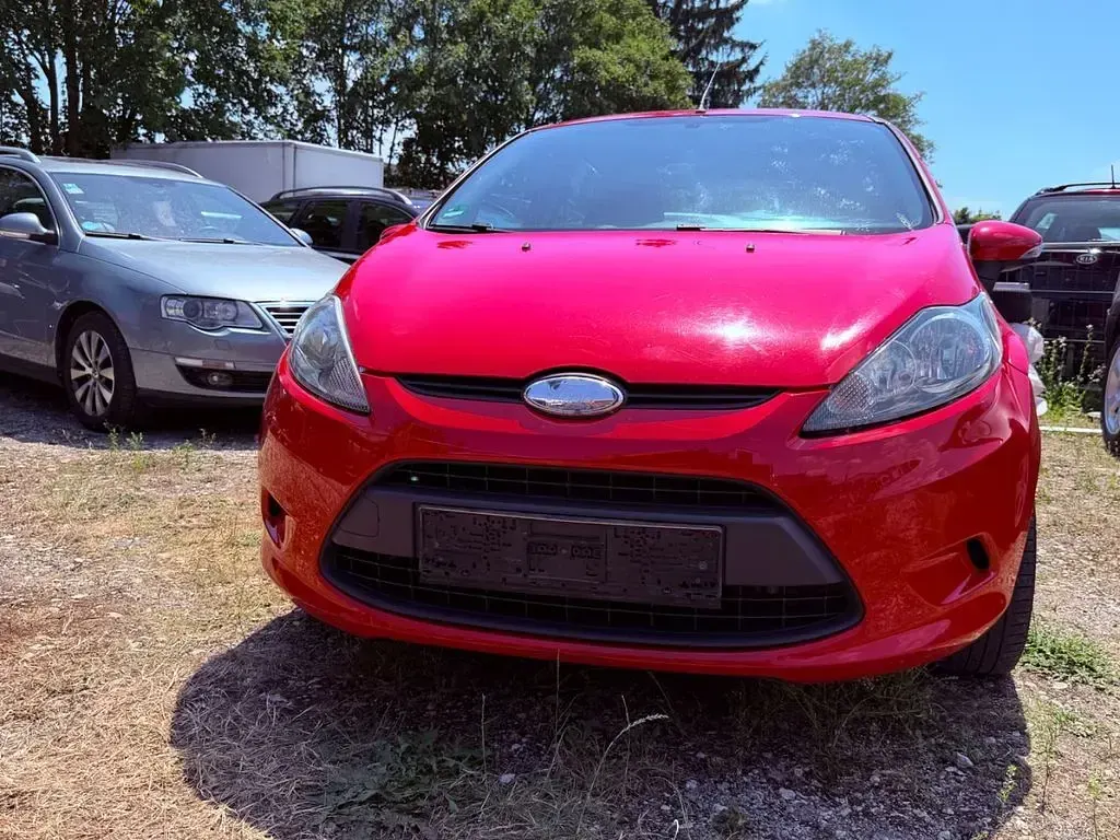 Gebraucht Ford Fiesta Trend 60 PS (44 kW) 2009 Rot Limousine