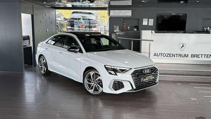 Gletscherweiß metallic Gebraucht 2023 Audi S3 Sport Limousine | 39.900 € (Guter Preis) - Bild 1/3