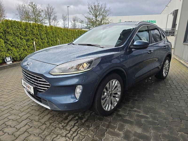 Gebraucht Ford Kuga Titanium 152 PS (111 kW) 2020 Blau SUV