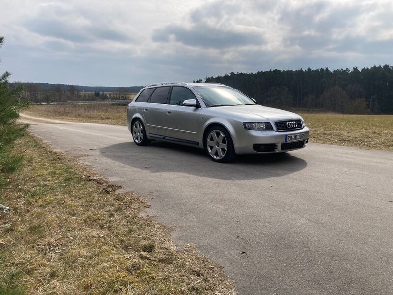 Silber Gebraucht 2003 Audi S4 Sport Kombi | 12.500 € (Fairer Preis) - Bild 1/4