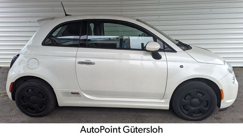 Weiß Gebraucht 2016 Fiat 500e Kleinwagen | 15.990 € - Bild 1/4