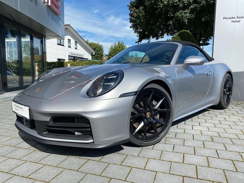 Gt silbermetallic Gebraucht 2024 Porsche 911 Carrera Cabrio | 147.890 € (Superpreis) - Bild 1/4