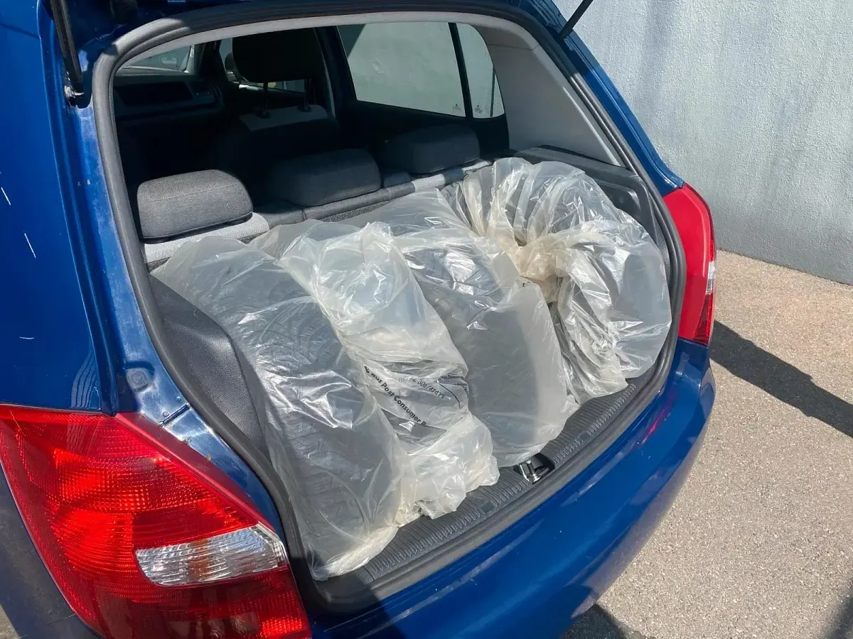 Gebraucht Skoda Fabia 60 PS (44 kW) 2014 Blau Kleinwagen