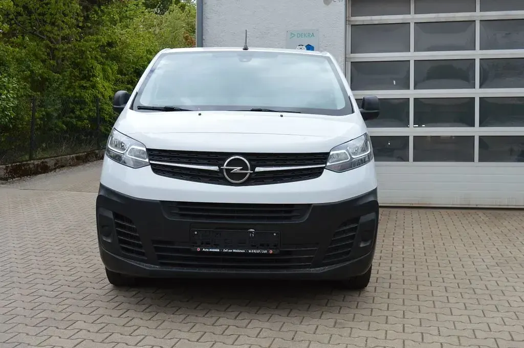 Gebraucht Opel Vivaro Edition 102 PS (75 kW) 2023 Weiß Van / Kleinbus