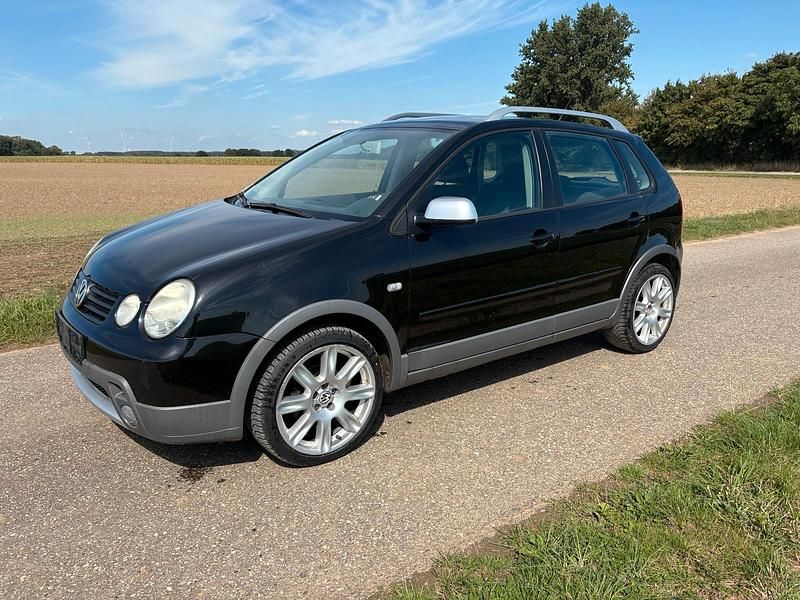 Schwarz Gebraucht 2004 VW Polo Cross Kleinwagen | 2.100 € - Bild 1/4