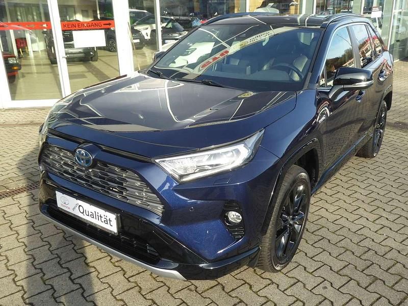 Nagoyablau / schwarz Gebraucht 2020 Toyota RAV4 Style SUV | 29.990 € - Bild 1/4