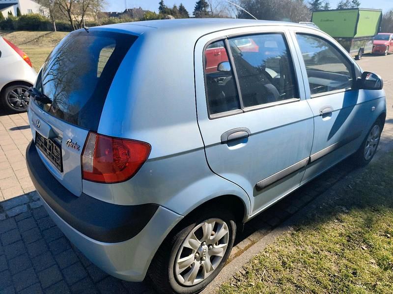Gebraucht Hyundai Getz 67 PS (49 kW) 2008 Blau Kleinwagen
