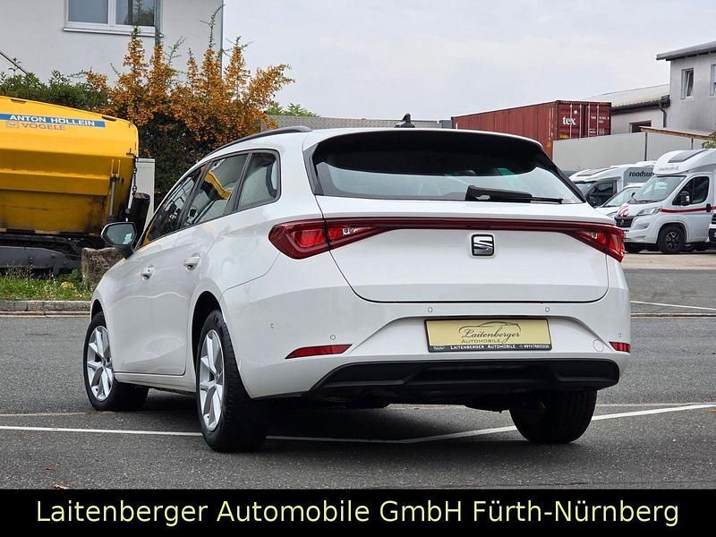 Gebraucht Seat Leon Style 150 PS (110 kW) 2022 Weiß Kombi