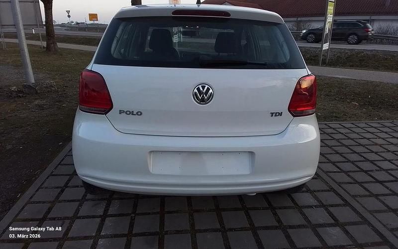 Gebraucht VW Polo Comfortline 75 PS (55 kW) 2011 Weiß Kleinwagen