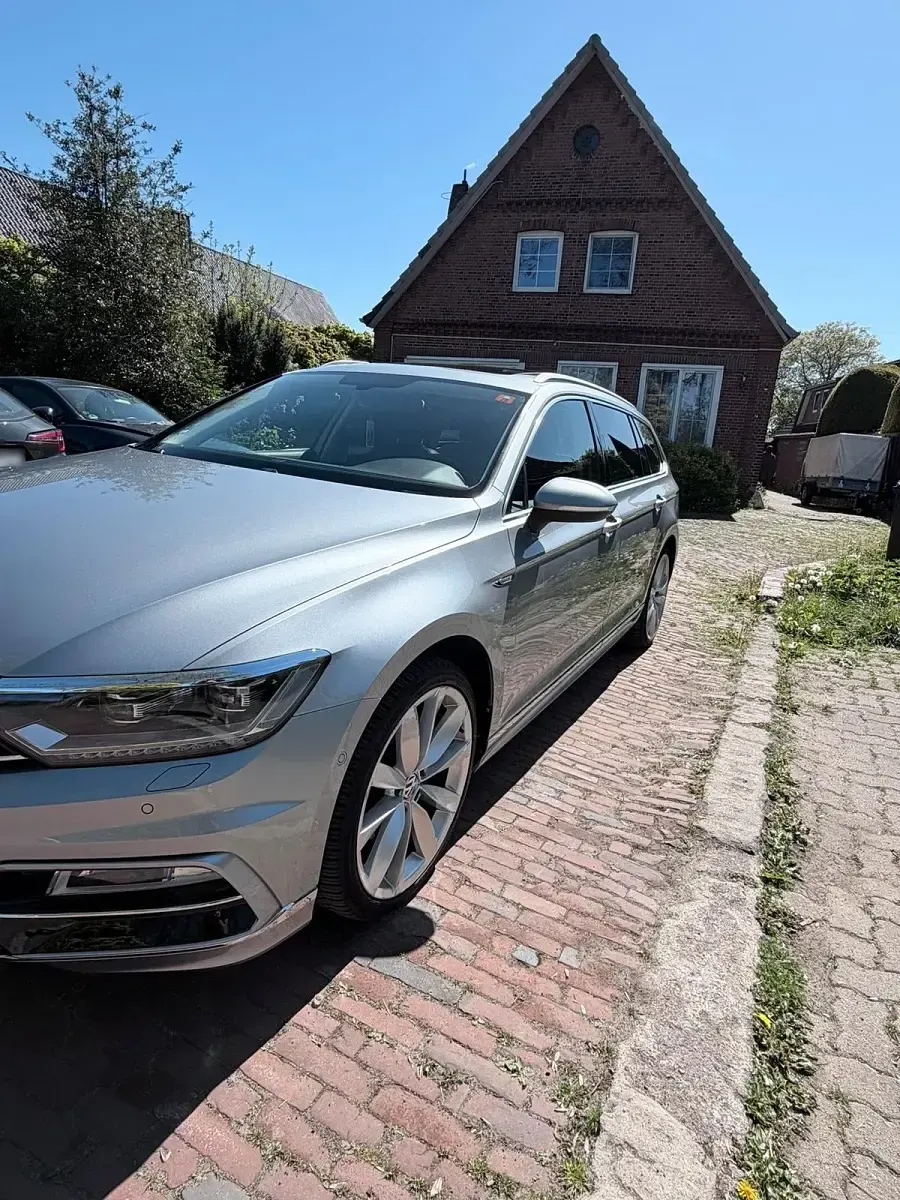 Gebraucht VW Passat R-line 120 PS (88 kW) 2017 Grau Kombi