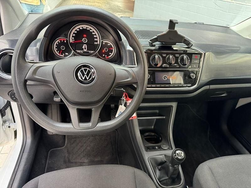 Gebraucht VW up! 65 PS (47 kW) 2021 Weiß Kleinwagen