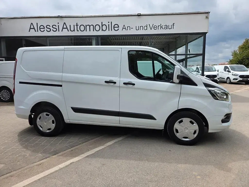 Usata Ford Transit Custom Trend 105 CV (77 kW) 2021 Bianco Monovolume