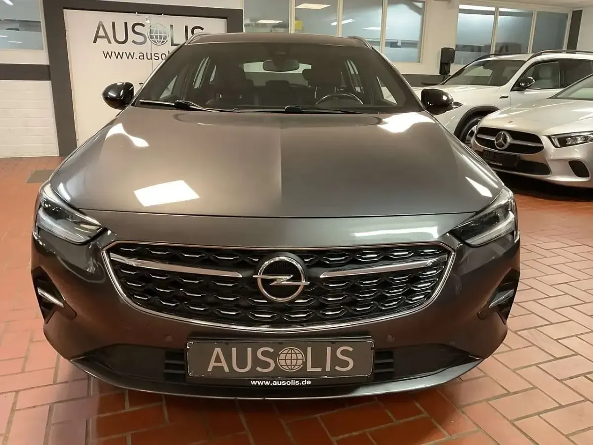 Gebraucht Opel Insignia Elegance 174 PS (127 kW) 2022 Grau Kombi