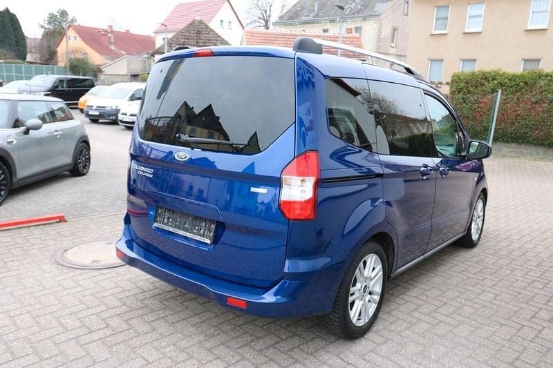 Gebraucht Ford Tourneo Courier Titanium 101 PS (74 kW) 2018 Blau Van / Kleinbus
