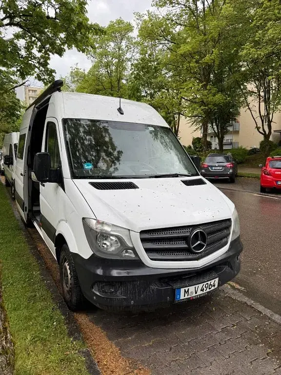 Używany Mercedes Sprinter 143 KM (105 kW) 2018 Biały Van