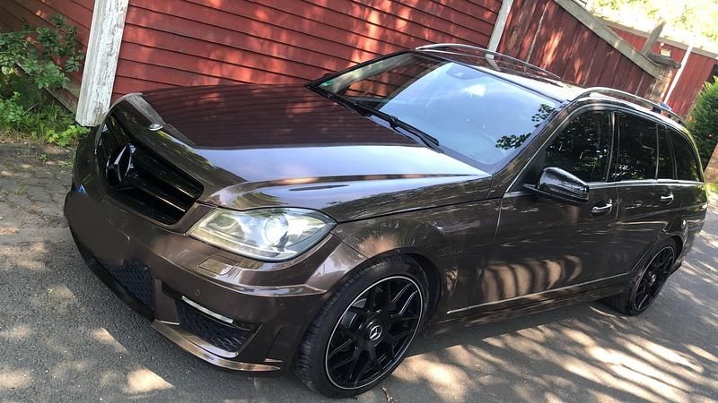 Braun Gebraucht 2012 Mercedes C220 AMG Kombi | 8.499 € (Superpreis) - Bild 1/3