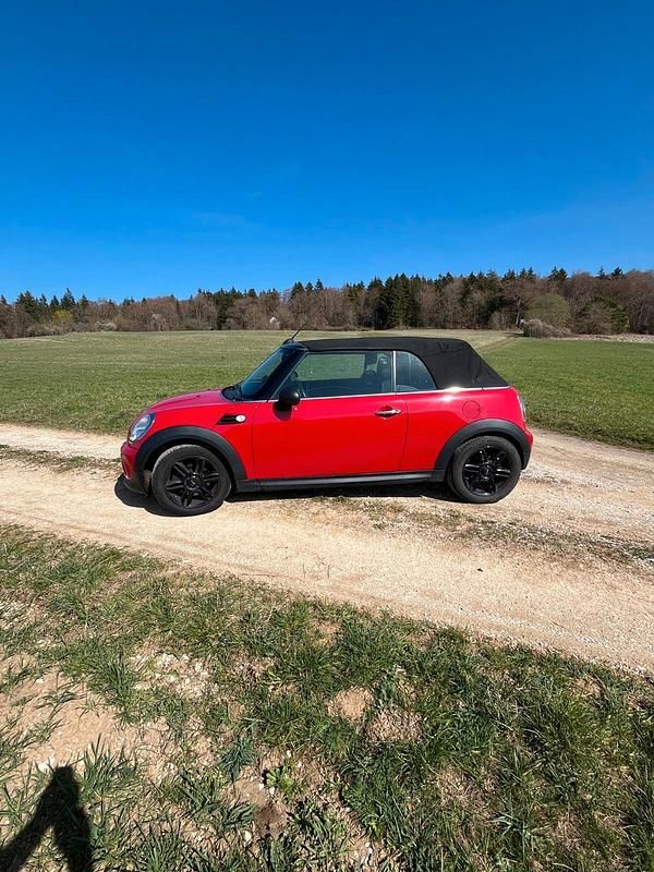 Gebraucht Mini ONE 98 PS (72 kW) 2015 Rot Kleinwagen