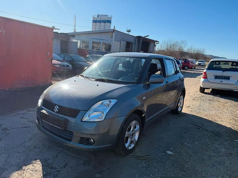 Gebraucht Suzuki Swift 83 PS (61 kW) 2001 Grau Limousine