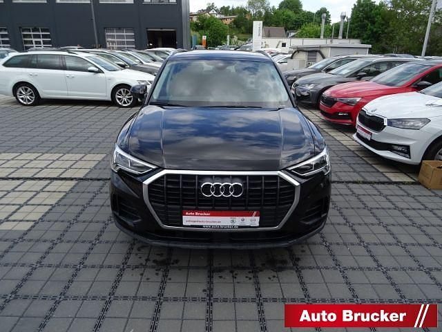 Gebraucht Audi Q3 Ambiente 150 PS (110 kW) 2022 SUV