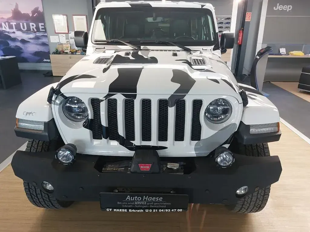 Second-hand Jeep Wrangler Sahara 271 CP (199 kW) 2019 SUV