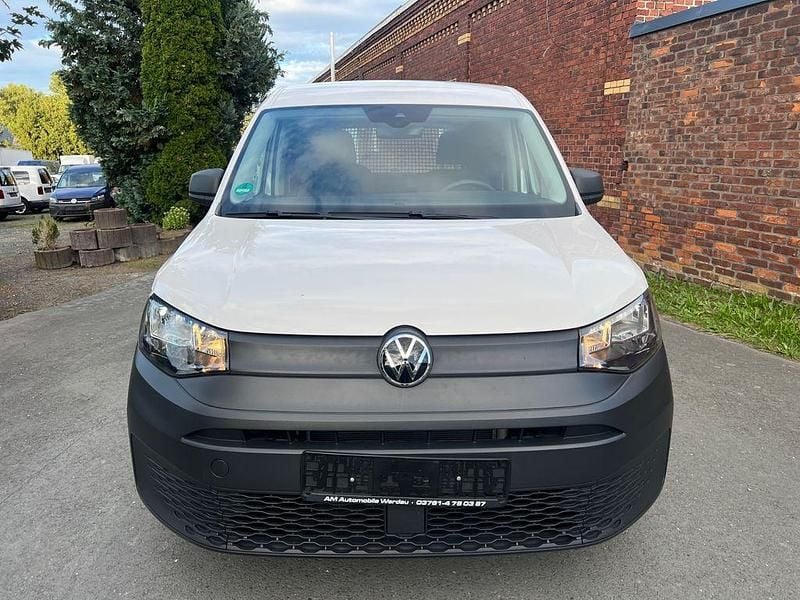 Second-hand VW Caddy 114 CP (83 kW) 2021 Alb Monovolum