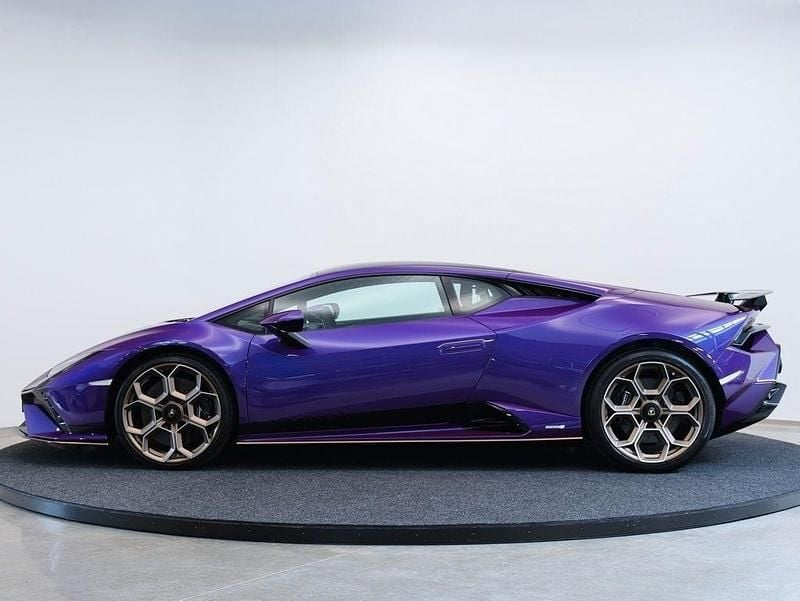 Usata Lamborghini Huracán 640 CV (470 kW) 2024 Viola