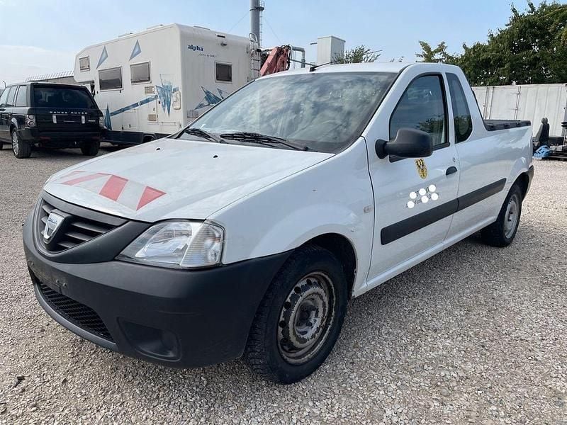 Gebraucht Dacia Logan Pick-Up 75 PS (55 kW) 2011 Weiß Pickup