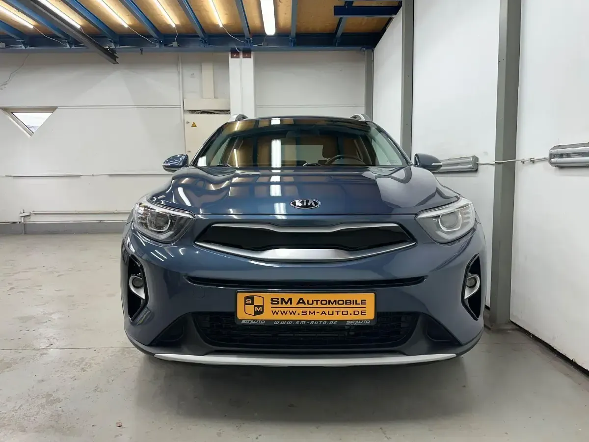 Gebraucht Kia Stonic DREAM-TEAM Edition 120 PS (88 kW) 2020 Blau SUV