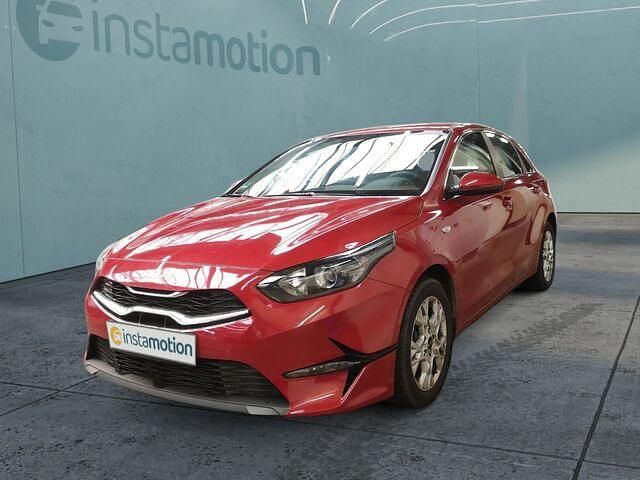Gebraucht Kia Ceed Vision 160 PS (117 kW) 2022 Rot Kleinwagen
