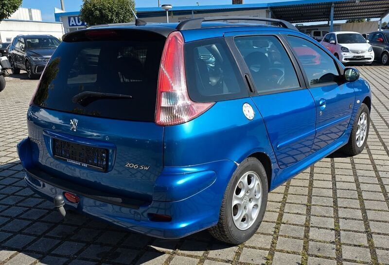 Gebraucht Peugeot 206 75 PS (55 kW) 2006 Blau Limousine