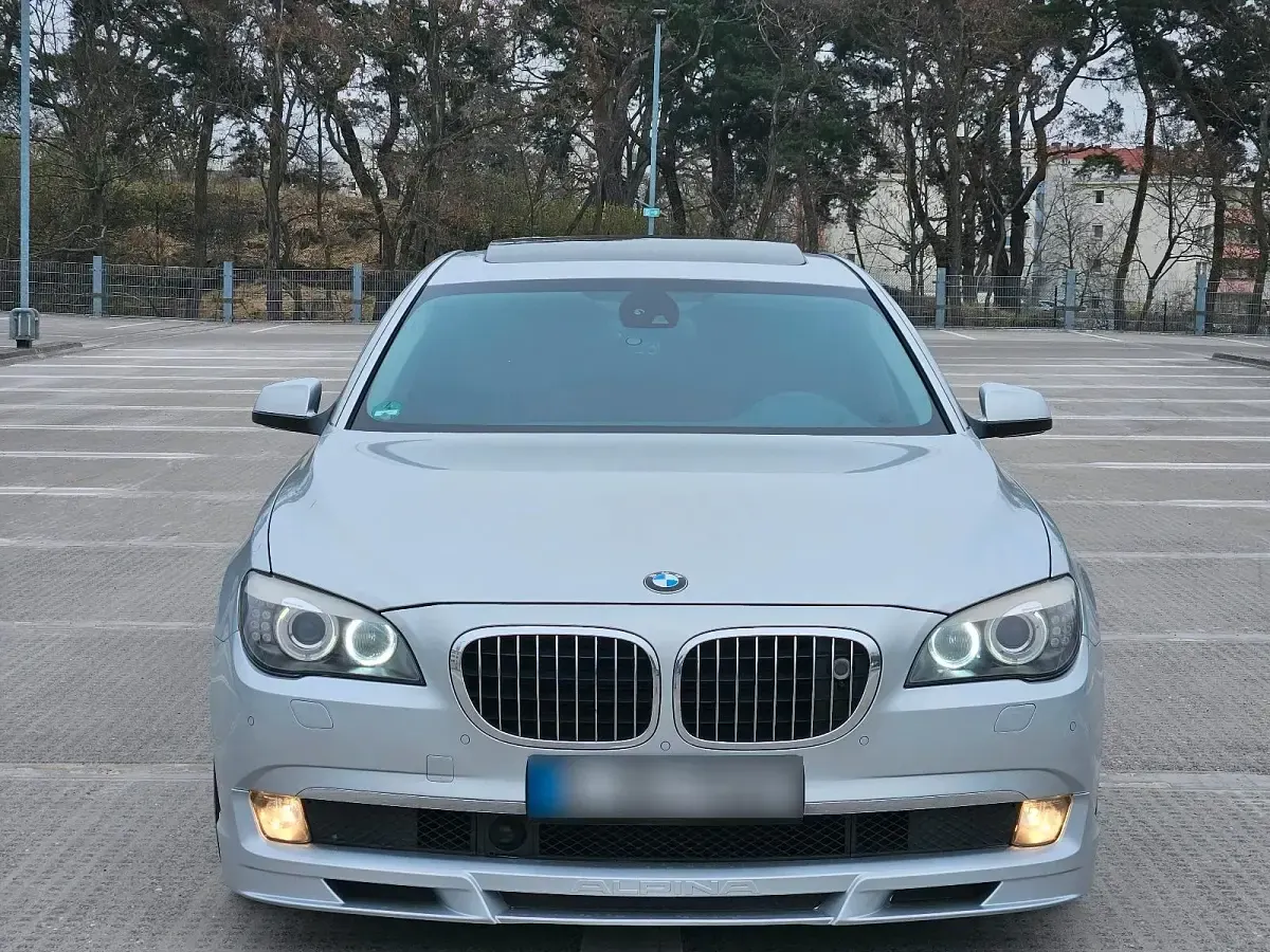 Usata BMW 730 245 CV (180 kW) 2009 Argento Berlina