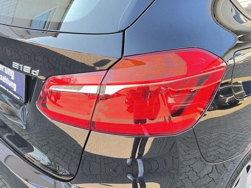 Gebraucht BMW 218 Active Tourer Advantage 150 PS (110 kW) 2019 Schwarz Van / Kleinbus