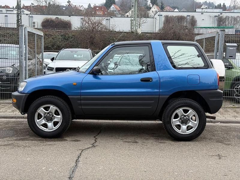 Gebraucht Toyota RAV4 129 PS (94 kW) 1996 Blau SUV