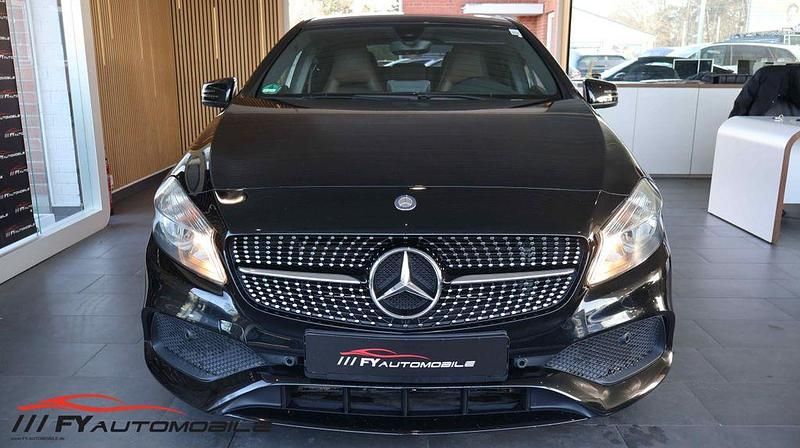 Gebraucht Mercedes A200 156 PS (114 kW) 2016 Schwarz Limousine
