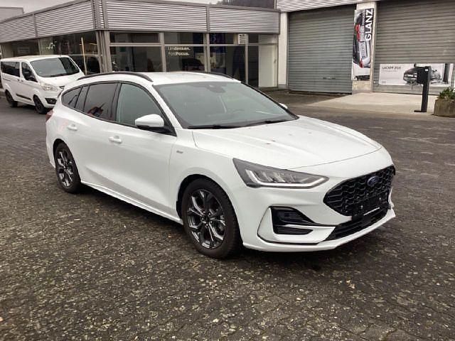 Gebraucht Ford Focus ST-Line 155 PS (114 kW) 2024 Frostweiß Kombi