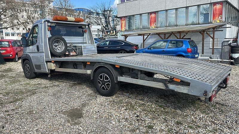 Gebraucht Fiat Ducato 160 PS (117 kW) 2014 Grau Van