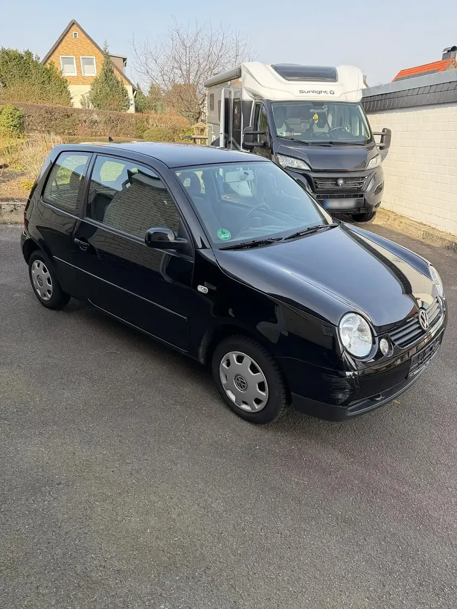 Brugt VW Lupo 50 HK (36 kW) 2002 Sort Hatchback